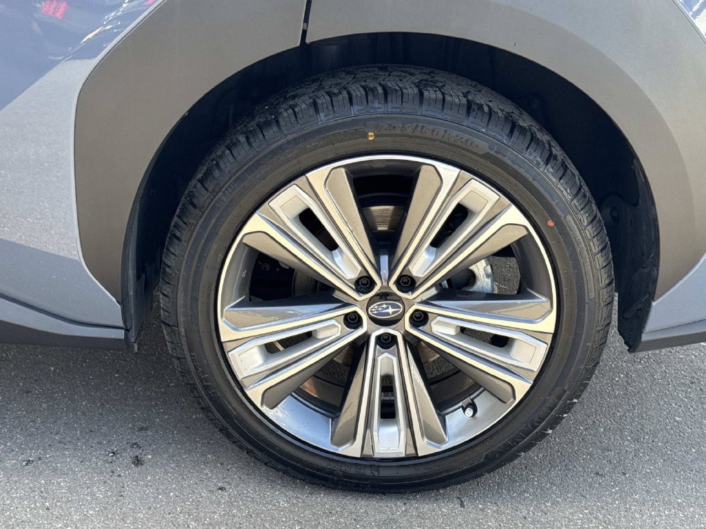 Used 2023 Subaru Solterra AWD image 30