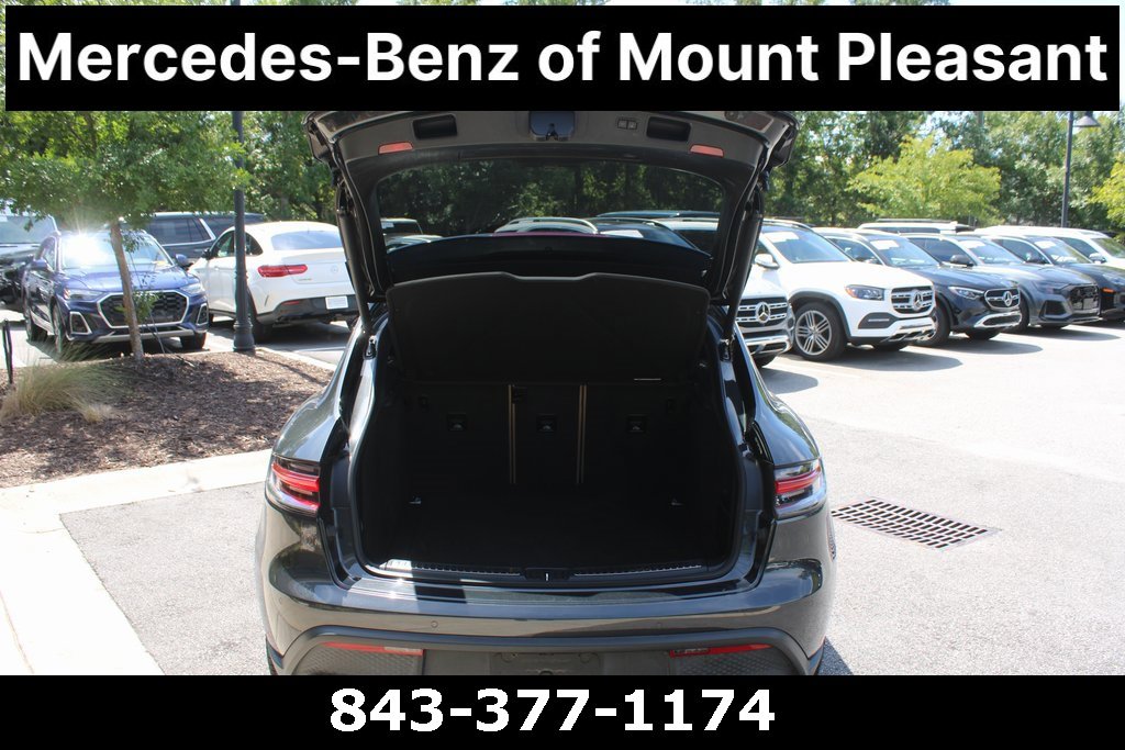 Used 2022 Porsche Macan image 8