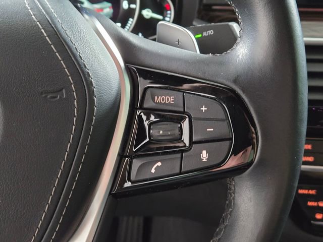 Used 2019 BMW 530i w/ Convenience Package image 33