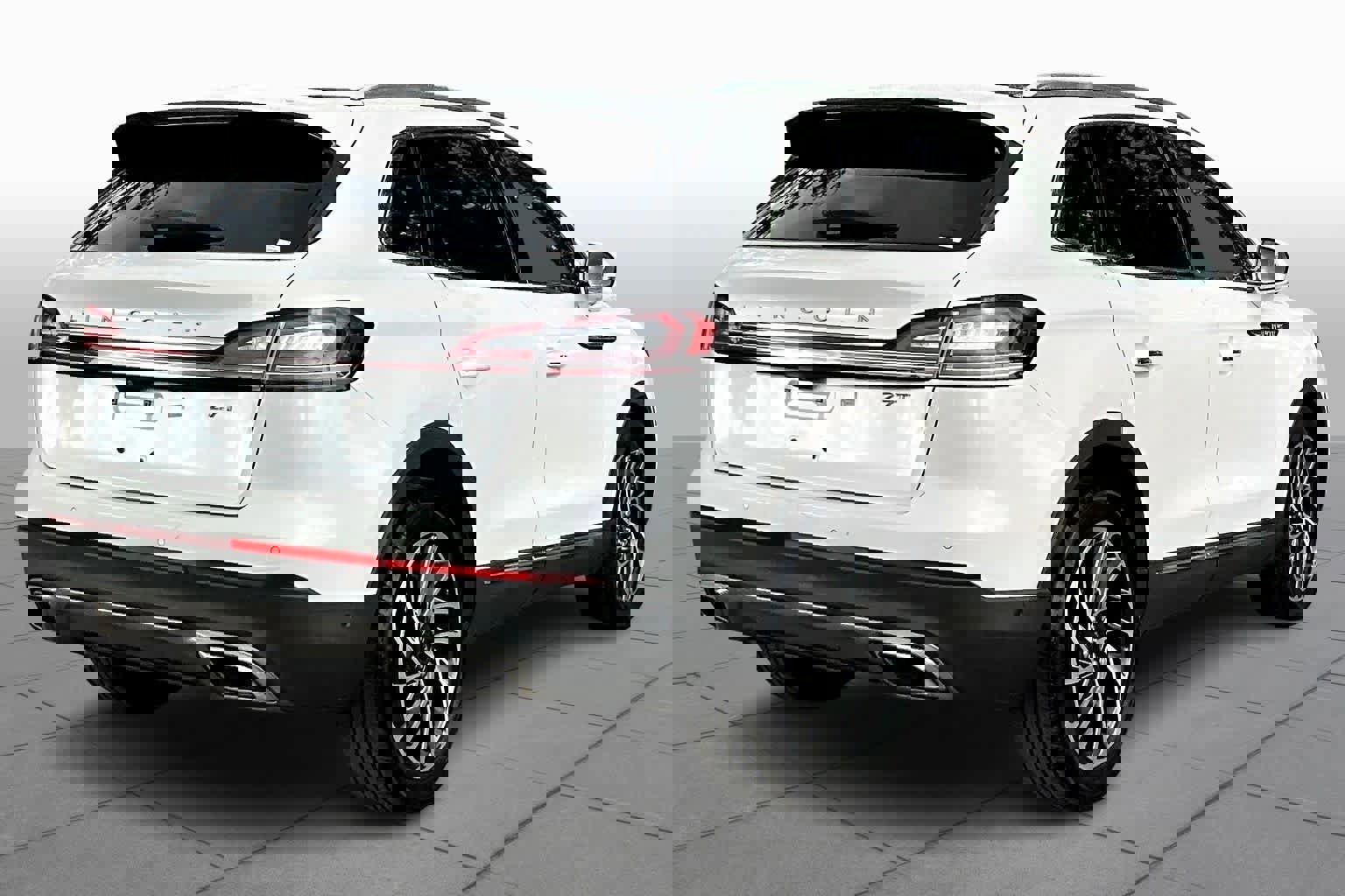 Used 2019 Lincoln Nautilus Reserve FWD image 13