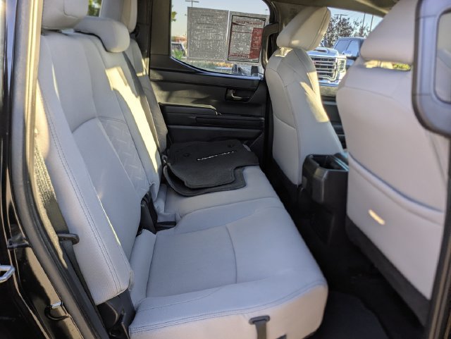Used 2024 Toyota Tacoma SR5 AWD/4WD image 28
