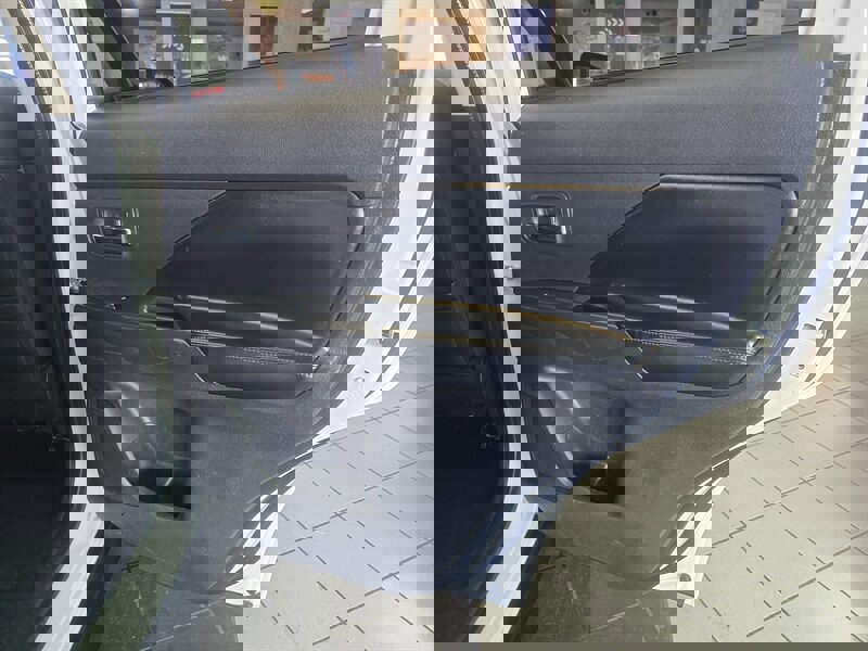 Used 2019 Mitsubishi Outlander SE image 16