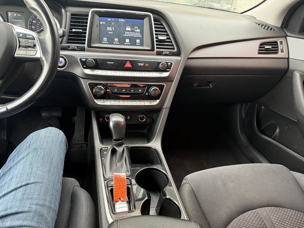 Used 2018 Hyundai Sonata SEL w/ Cargo Package FWD image 15