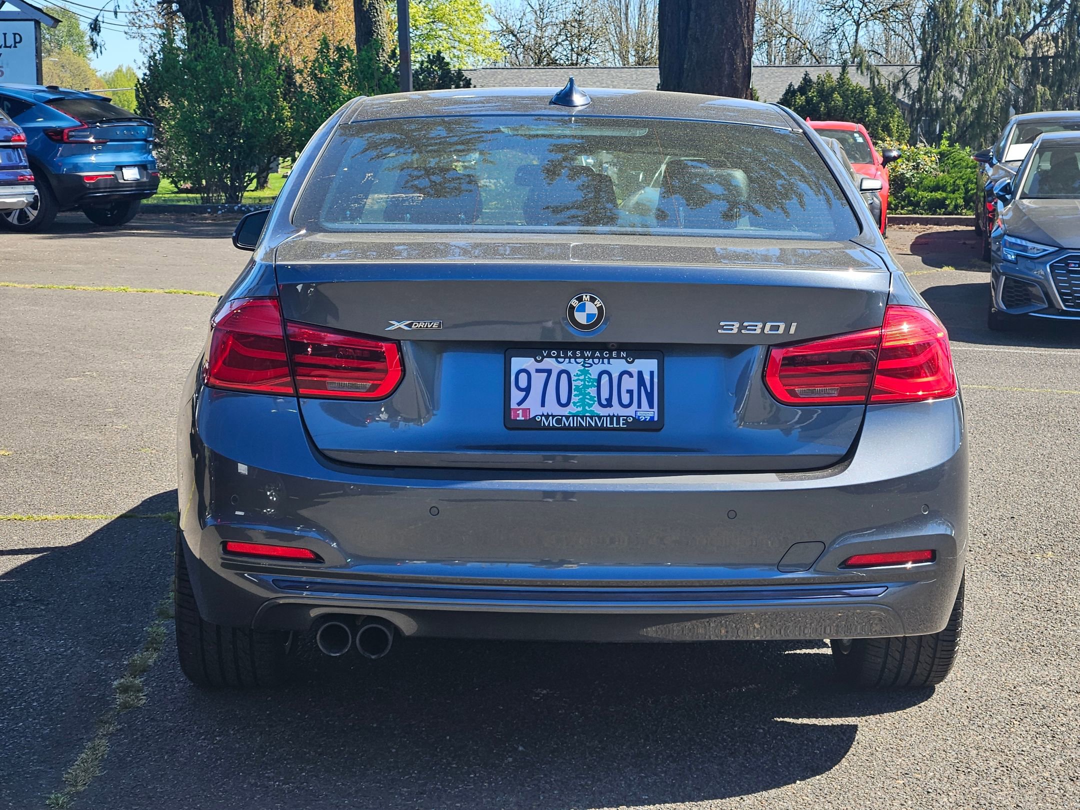 Used 2018 BMW 330i xDrive Sedan AWD/4WD image 4