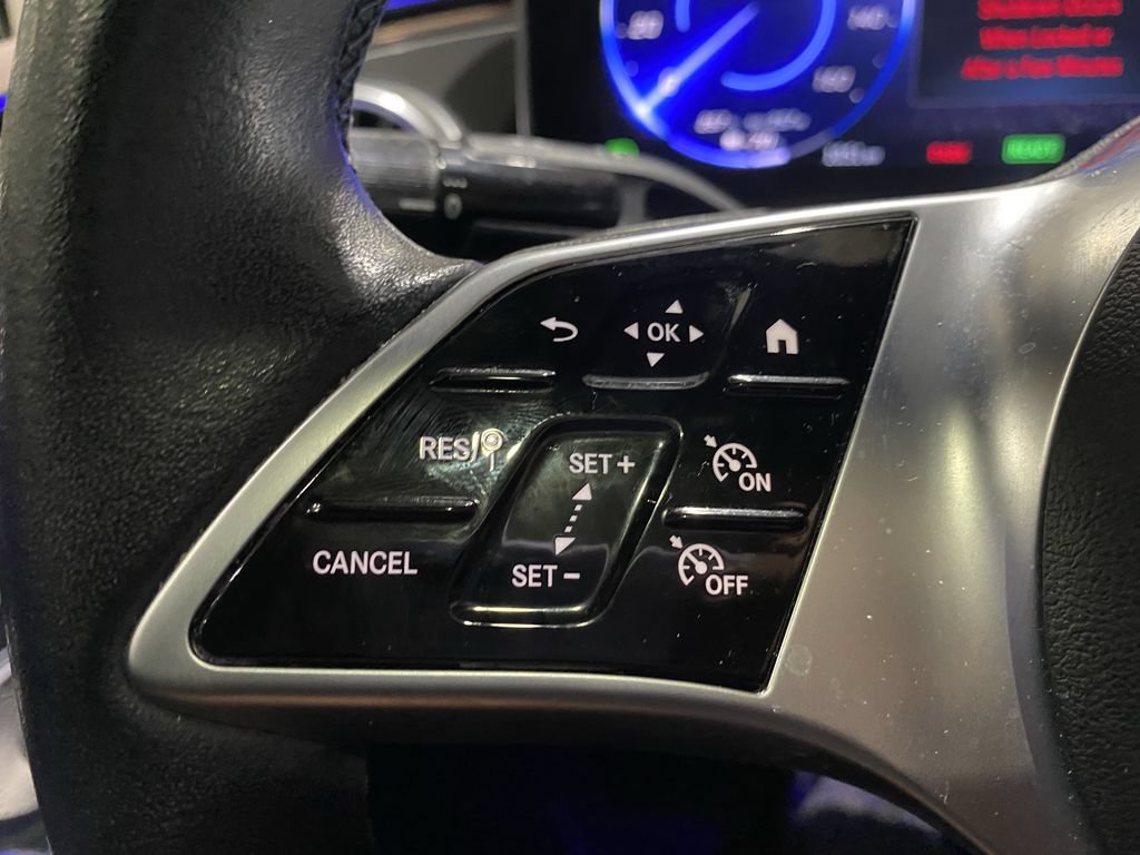 Certified 2023 Mercedes-Benz EQE 500 4MATIC Sedan image 11