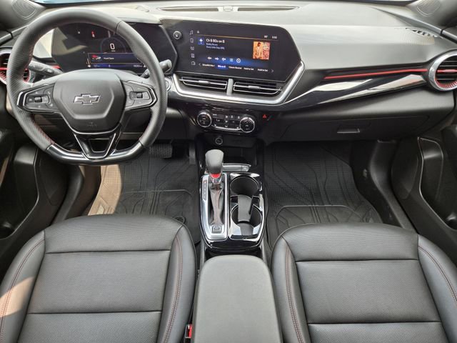 Used 2025 Chevrolet Trax RS w/ Driver Confidence Package FWD image 26