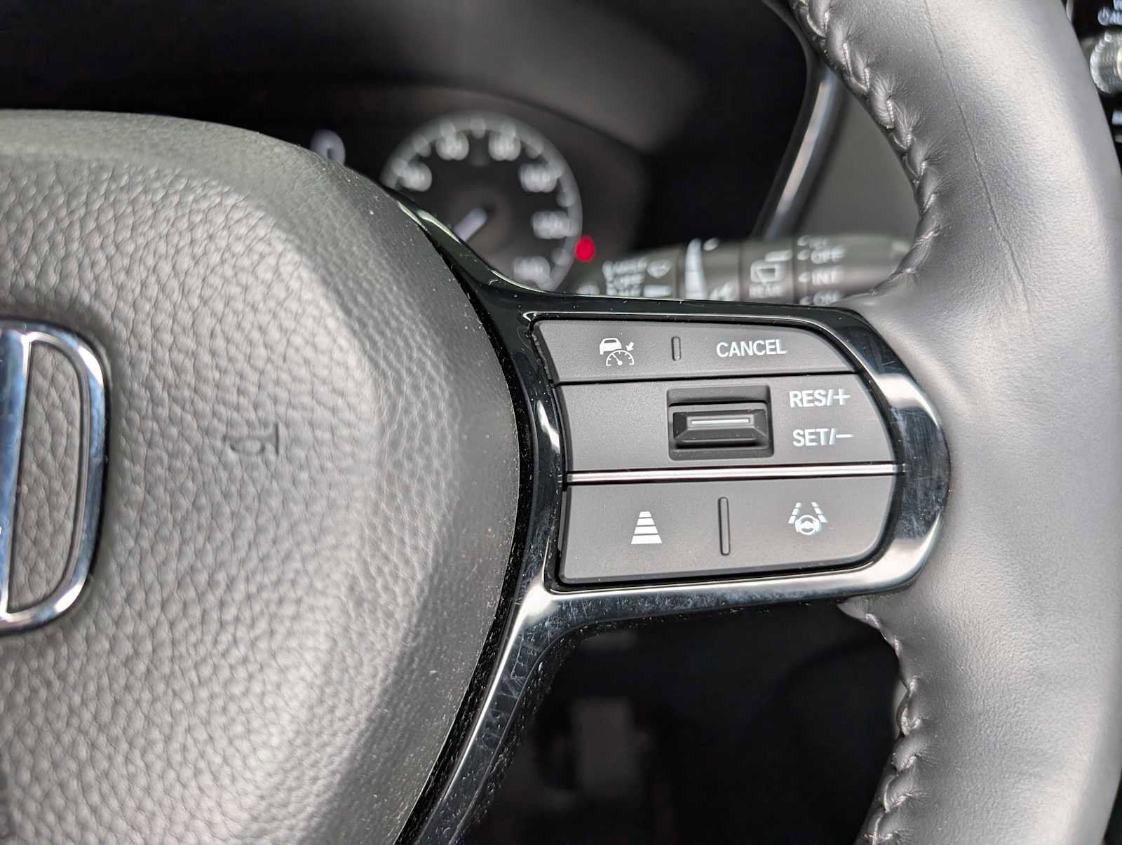 Used 2024 Honda CR-V EX-L image 34