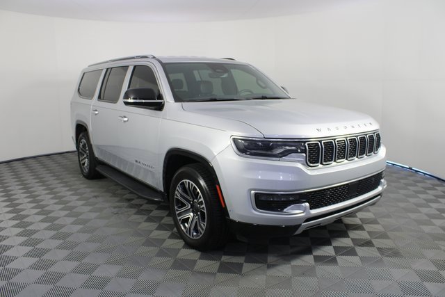 Used 2023 Jeep Wagoneer L Series II image 29