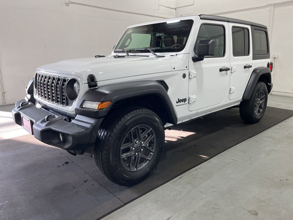 Used 2024 Jeep Wrangler Unlimited Sport AWD/4WD image 3