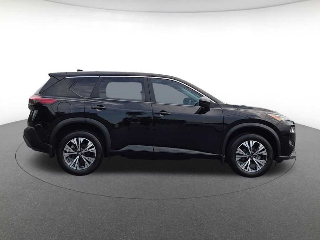 Used 2022 Nissan Rogue SV AWD/4WD image 4