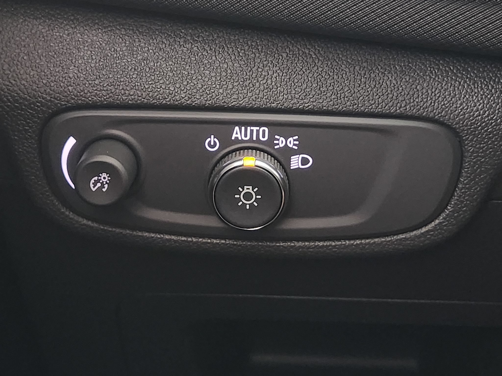 New 2026 Chevrolet TrailBlazer ACTIV w/ Convenience Package FWD image 20