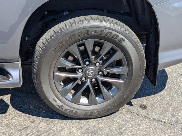 Used 2023 Lexus GX 460 Premium w/ Premium Package image 23