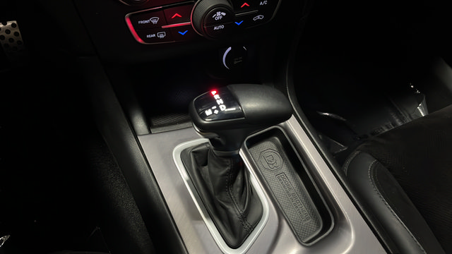 Used 2023 Dodge Charger R/T w/ Plus Group RWD image 18