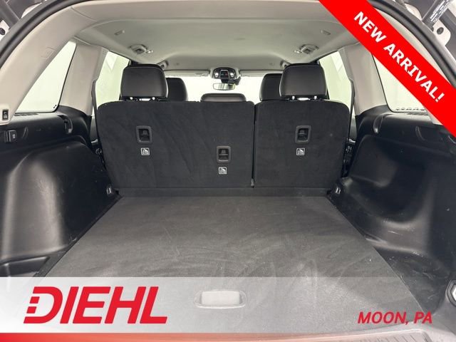 Used 2023 Jeep Grand Cherokee Limited w/ Black Appearance Package image 9