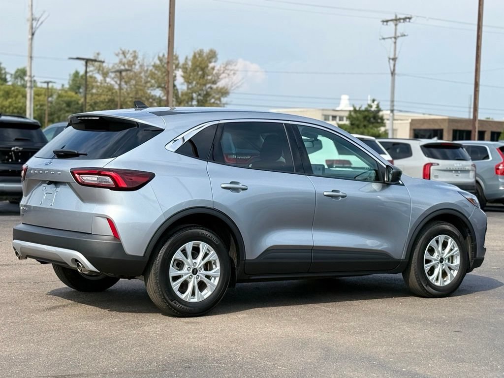 Certified 2024 Ford Escape Active FWD image 30