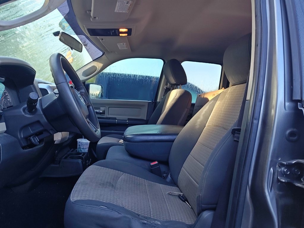 Used 2012 RAM 1500 Classic SLT AWD/4WD image 9