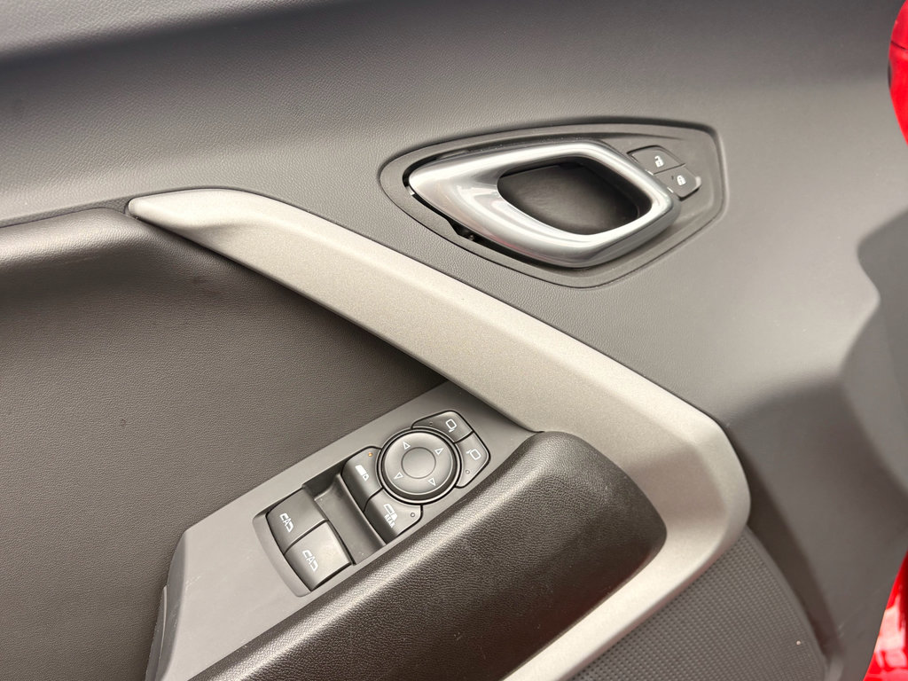 Used 2023 Chevrolet Camaro LT RWD image 15