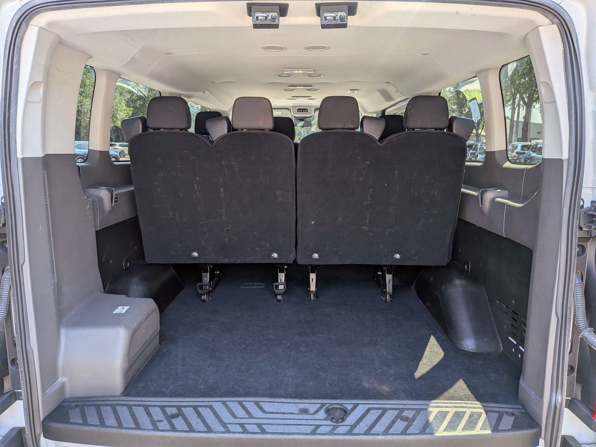 Used 2023 Ford Transit 350 XLT RWD image 14