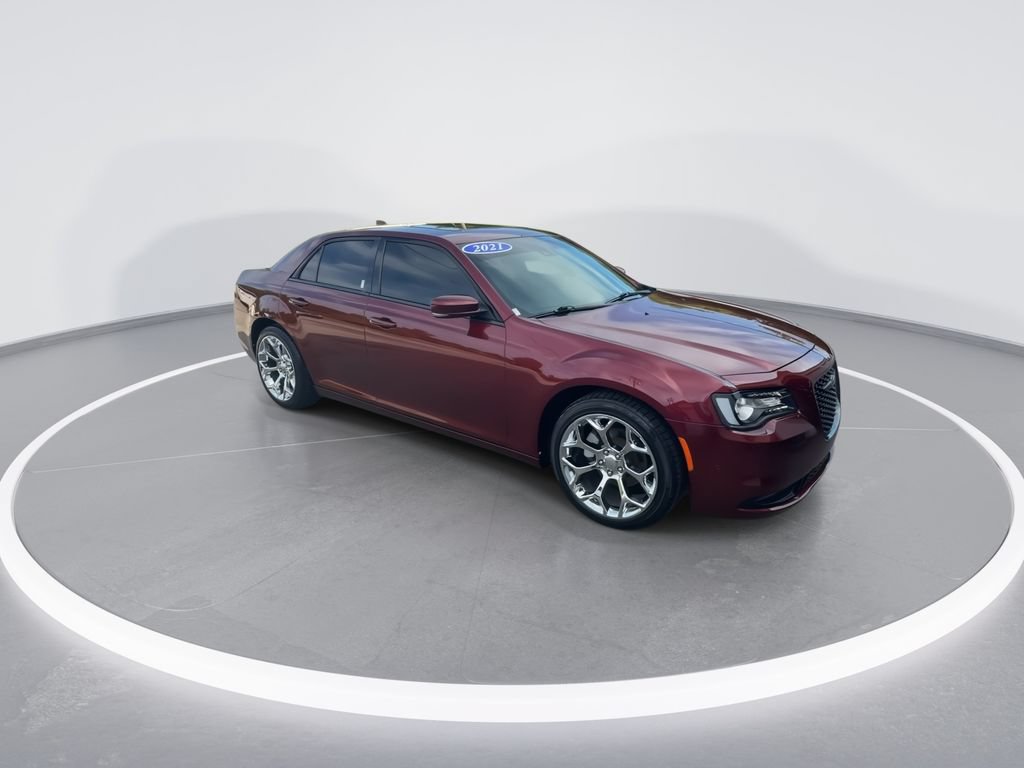 Used 2021 Chrysler 300 S w/ Comfort Group RWD image 2