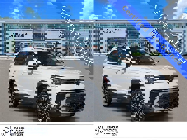 Certified 2025 Volkswagen Taos SE w/ Panoramic Sunroof Package image 1
