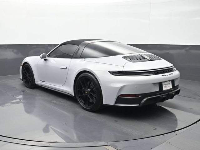 Certified 2026 Porsche 911 Targa 4 GTS AWD/4WD image 3