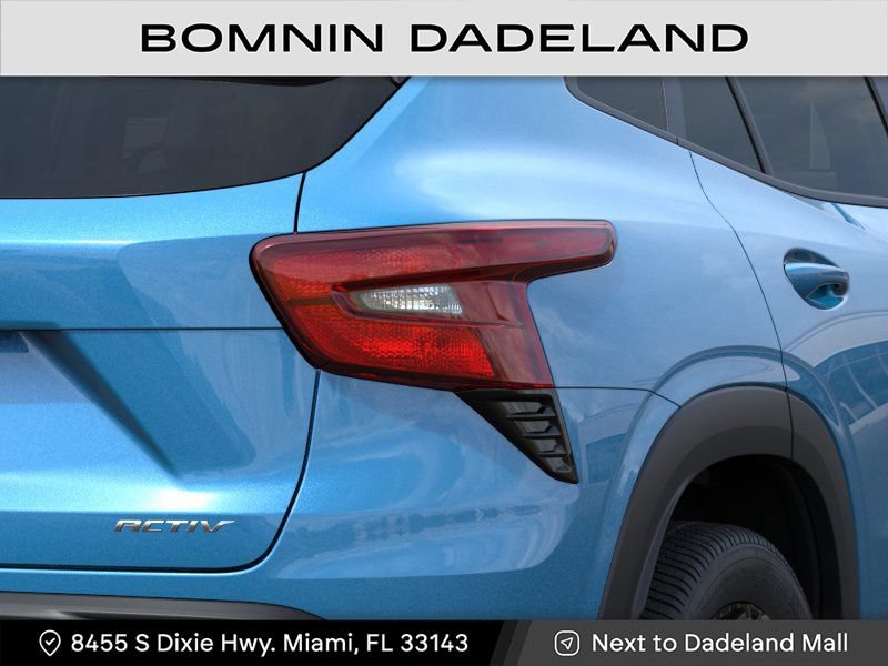 New 2026 Chevrolet Trax ACTIV w/ Sunroof Package FWD image 12