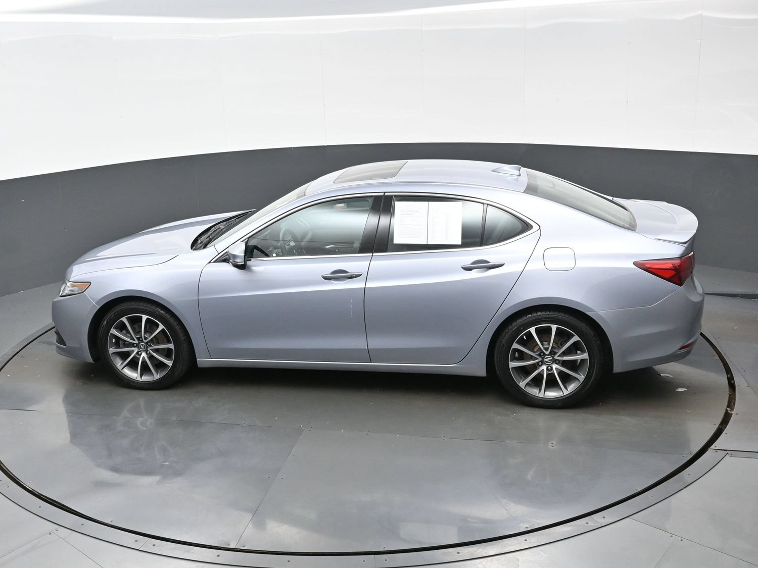 Used 2015 Acura TLX w/ Technology Package FWD image 36