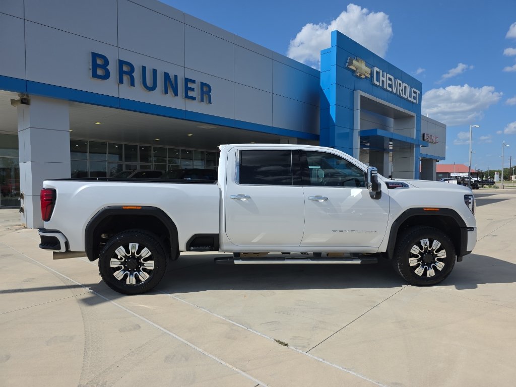 Certified 2025 GMC Sierra 2500 Denali w/ Technology Package AWD/4WD image 25