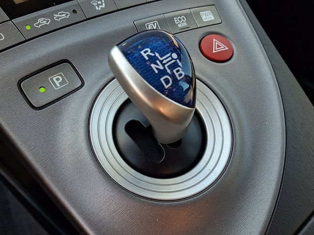 Used 2013 Toyota Prius Four w/ Deluxe Solar Roof Pkg FWD image 15
