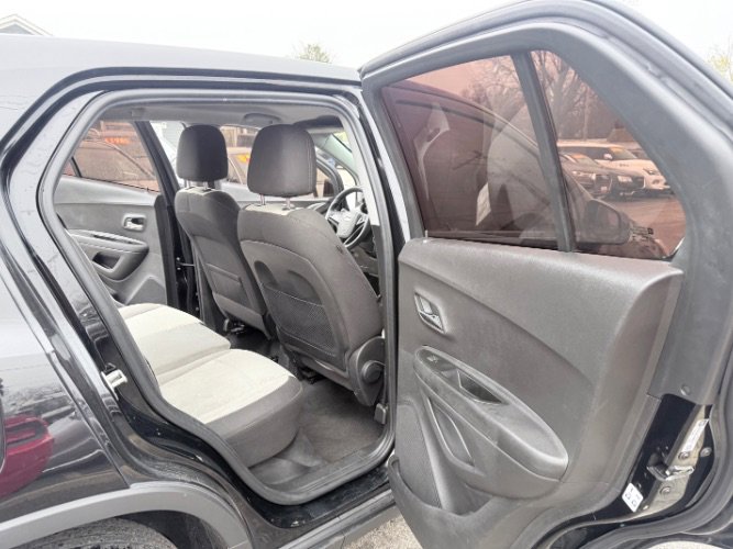 Used 2020 Chevrolet Trax LS image 8