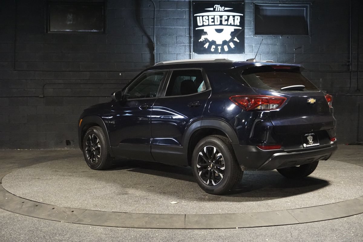 Used 2021 Chevrolet TrailBlazer LT FWD image 4