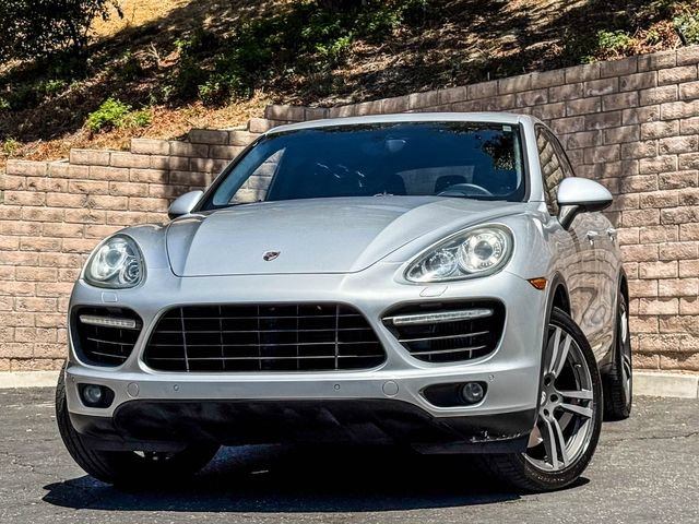Used 2011 Porsche Cayenne Turbo AWD/4WD image 3