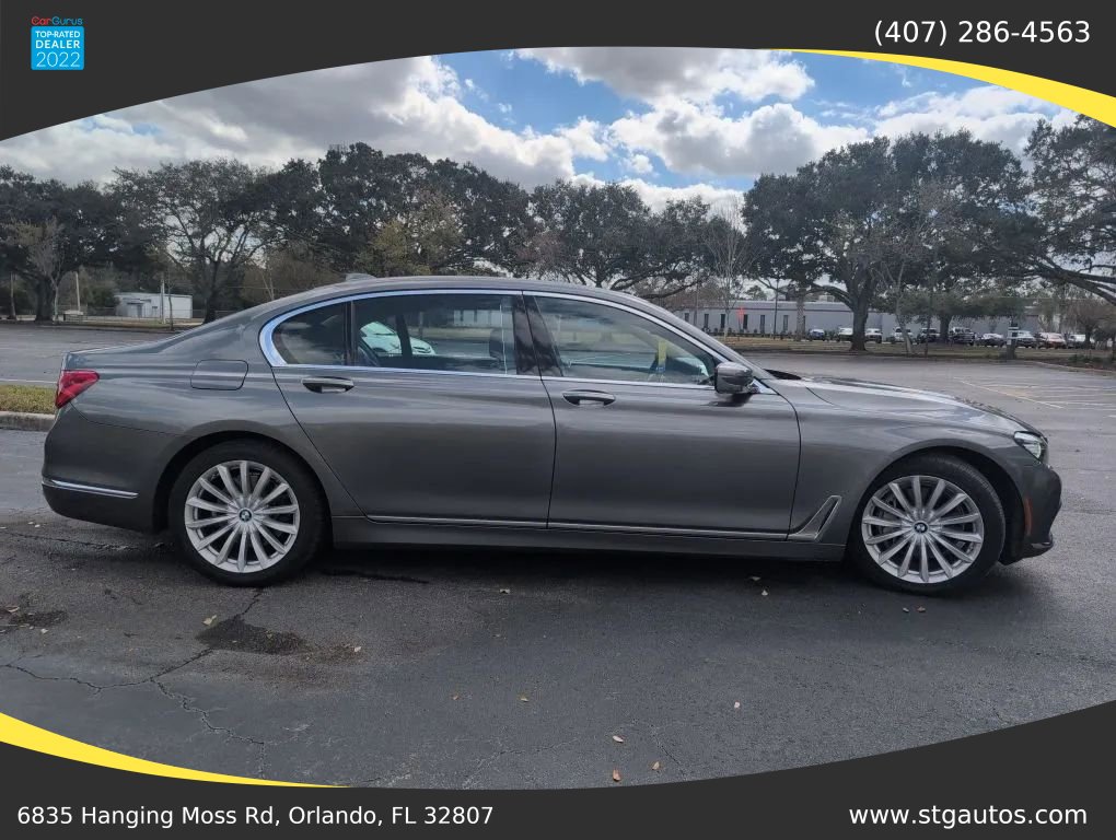 Used 2016 BMW 740i image 6