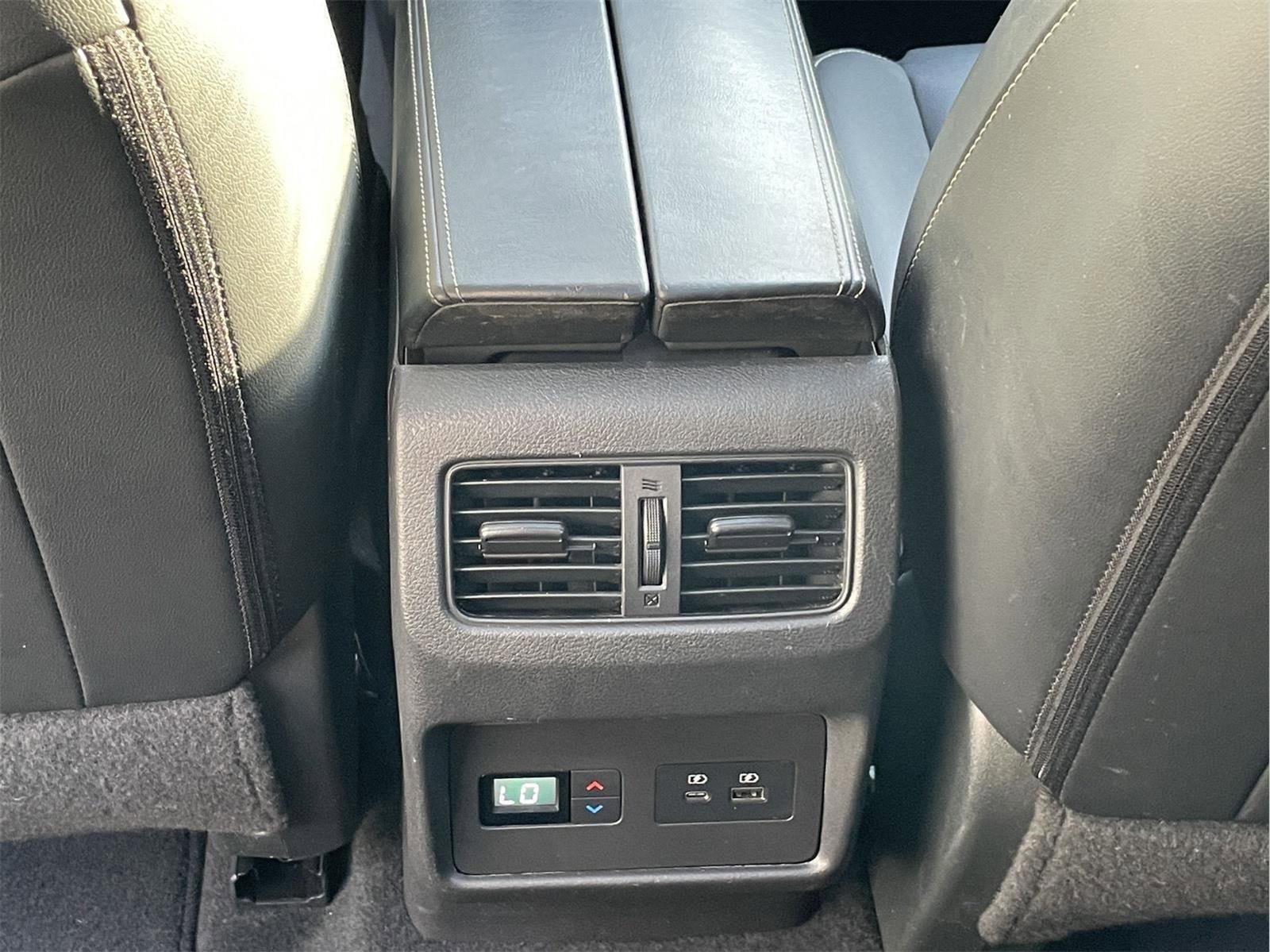 Used 2023 Nissan Rogue SL w/ SL Premium Package AWD/4WD image 28