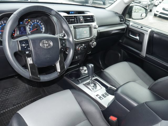 Used 2018 Toyota 4Runner SR5 Premium AWD/4WD image 16