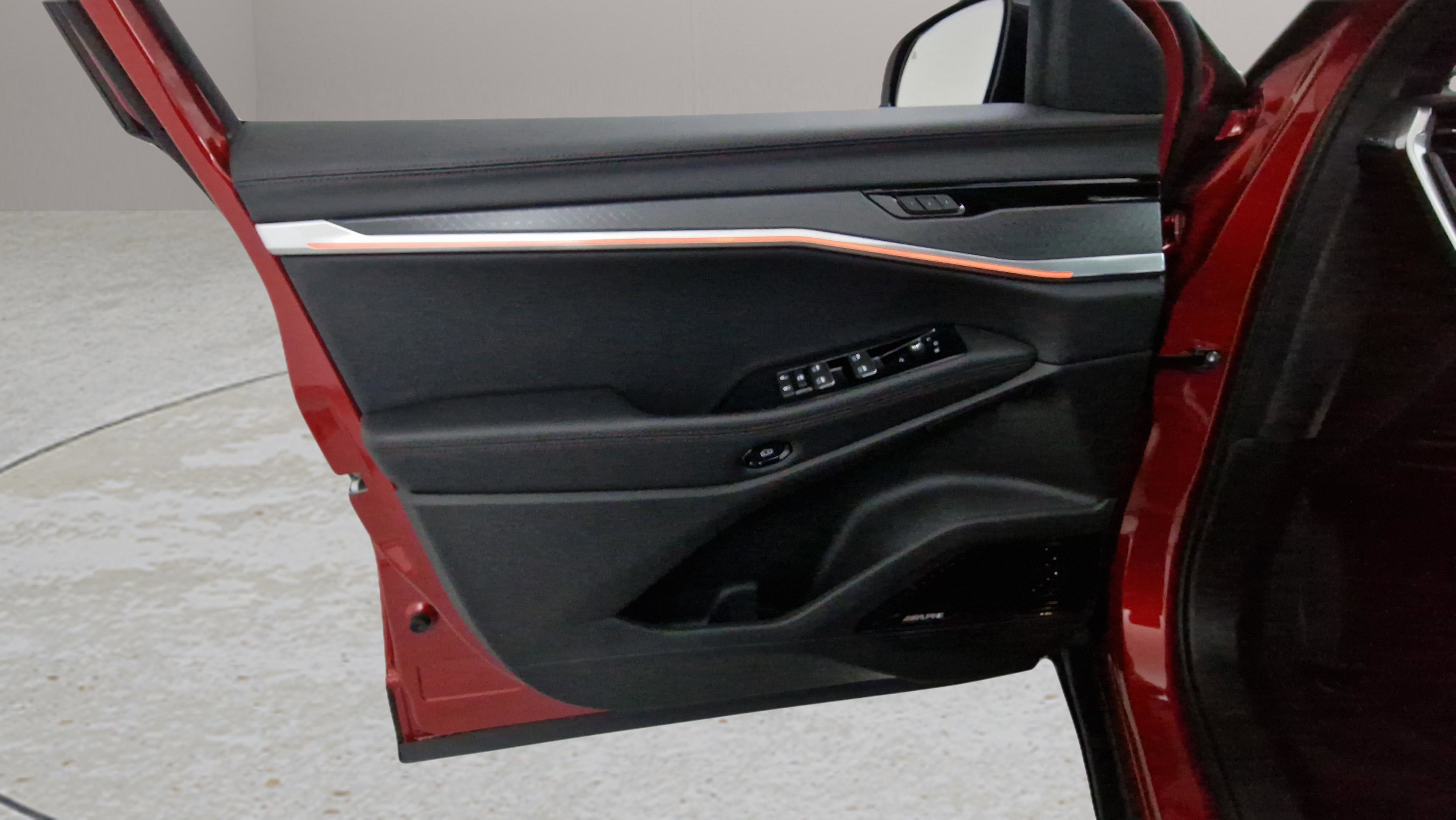 New 2025 Jeep Wagoneer Limited image 28