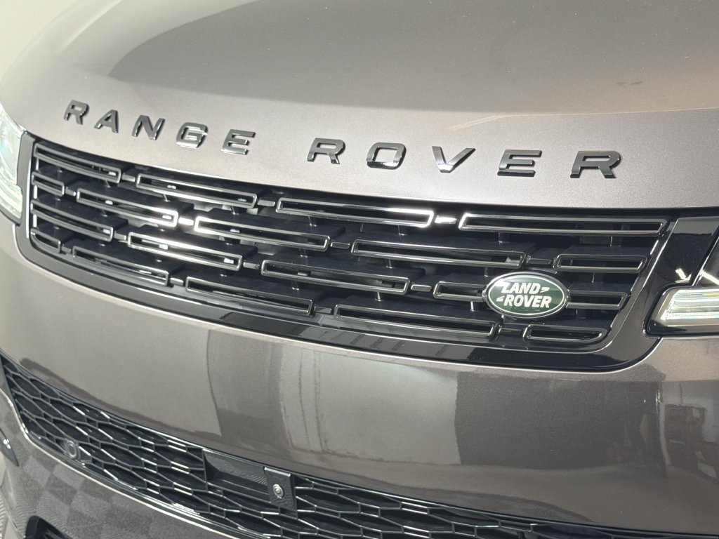 New 2027 Land Rover Range Rover Sport Dynamic SE AWD/4WD image 15