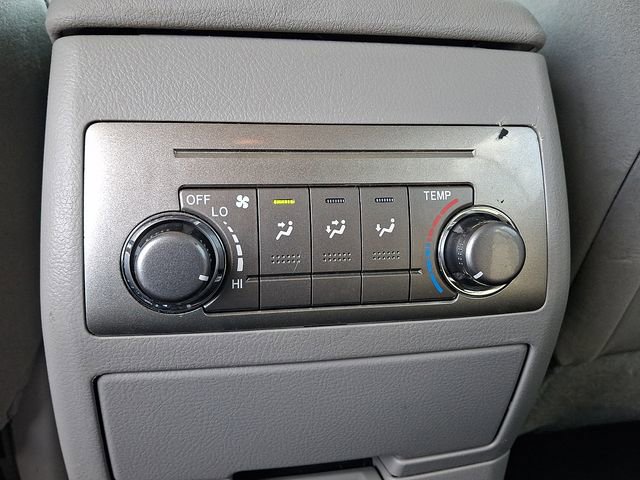 Used 2012 Toyota Highlander 4WD w/ Tech Pkg image 12