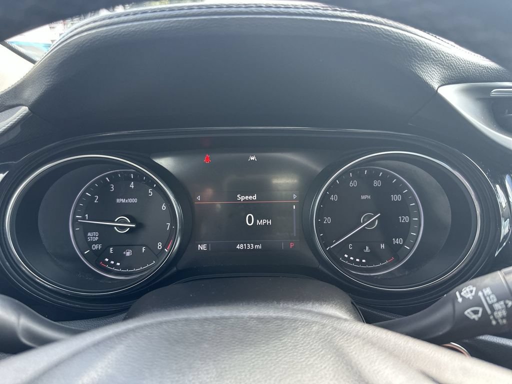 Used 2022 Buick Encore GX Select FWD image 31