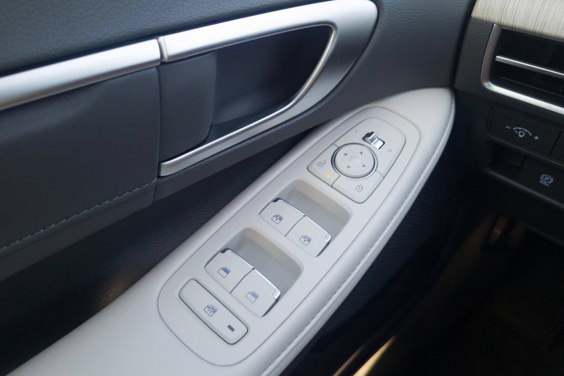 New 2026 Hyundai Sonata Limited FWD image 31