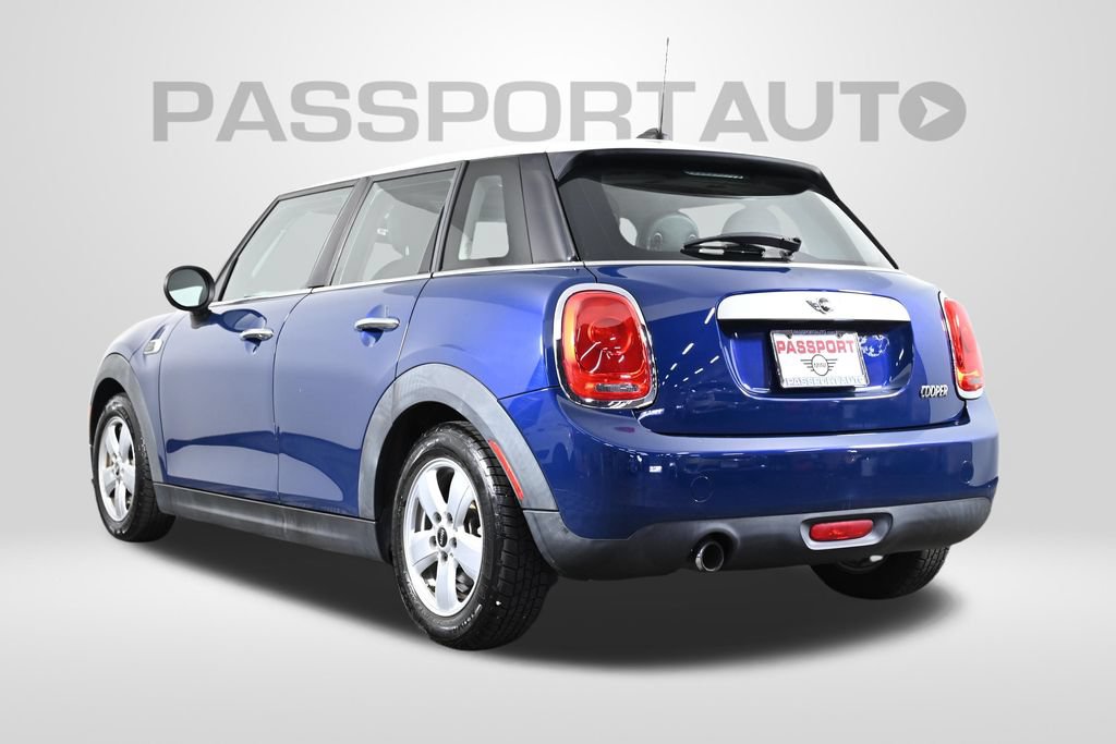 Used 2015 MINI Cooper 4-Door Hardtop FWD image 5
