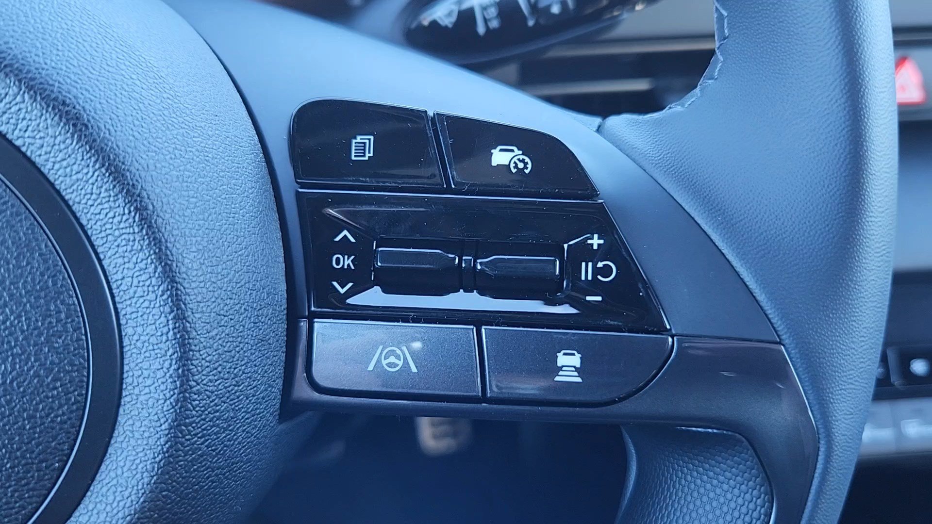 New 2026 Hyundai Elantra SEL Sport Premium image 13