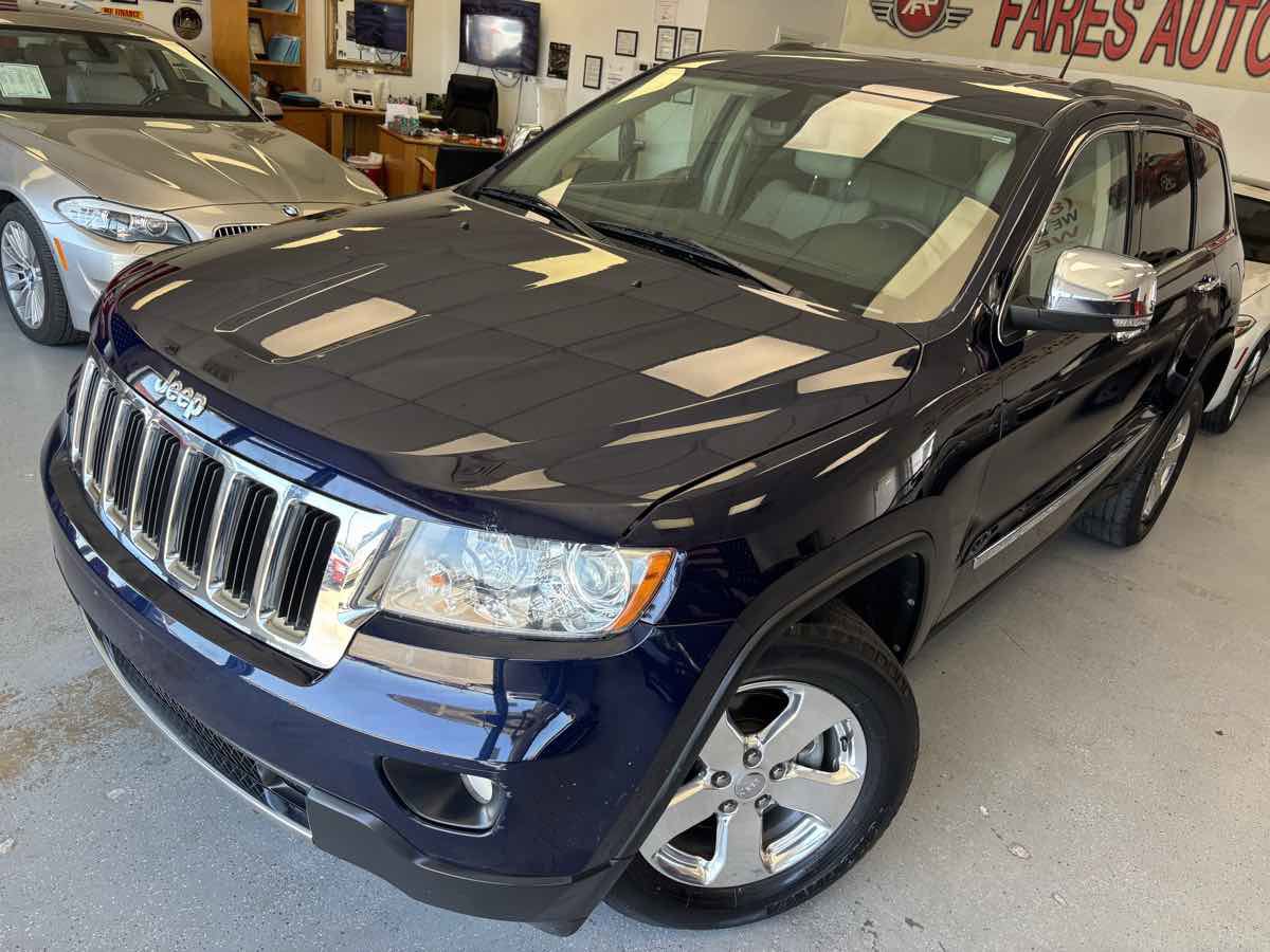 Used 2013 Jeep Grand Cherokee Limited w/ Luxury Group II RWD image 6