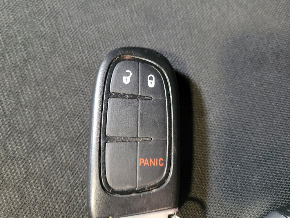Used 2019 Jeep Cherokee Latitude Plus AWD/4WD image 32