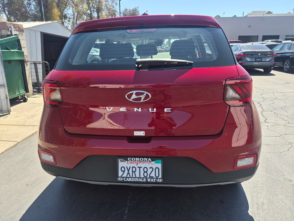 Used 2026 Hyundai Venue SE FWD image 19