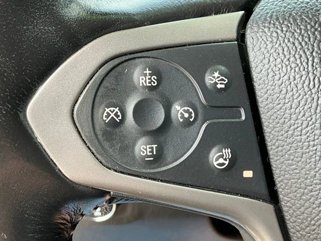 Used 2021 Chevrolet Colorado Z71 w/ Safety Package AWD/4WD image 14