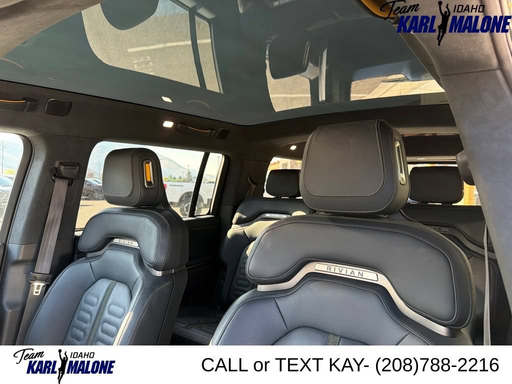Used 2023 Rivian R1S Adventure AWD/4WD image 37