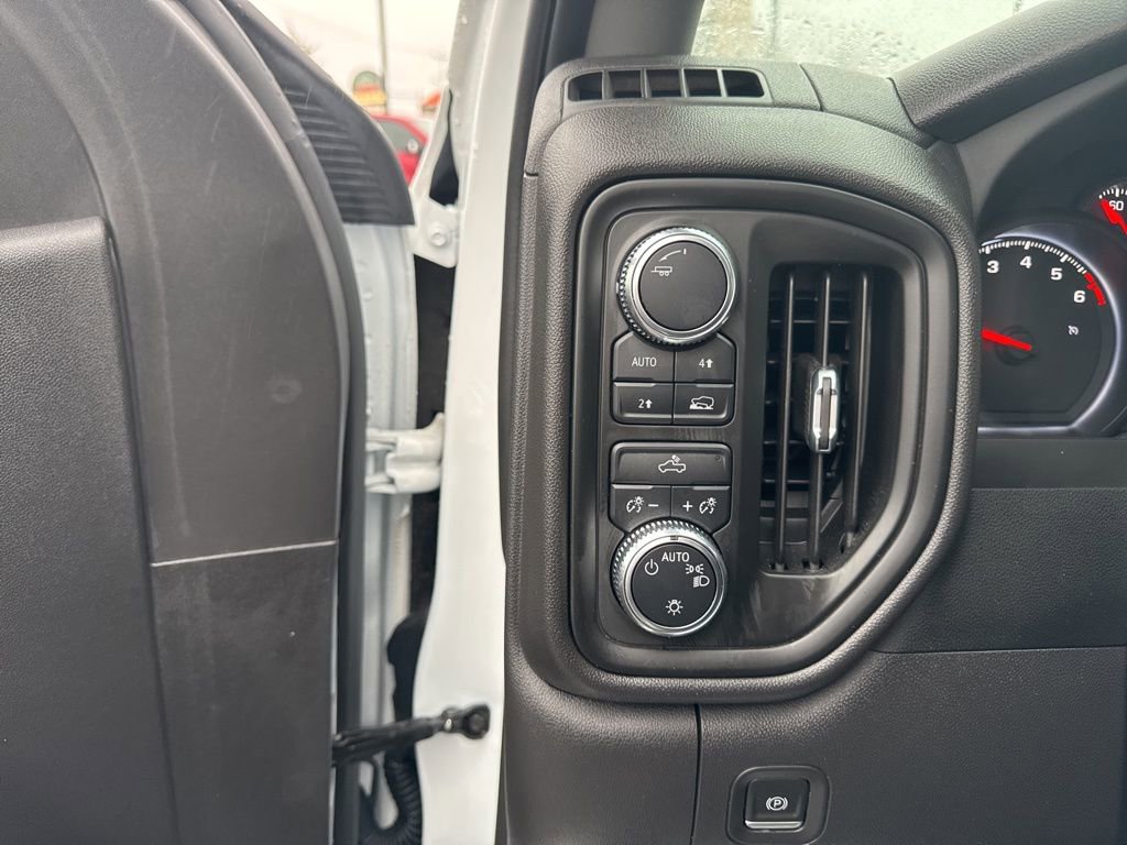 Used 2024 GMC Sierra 1500 Pro w/ Pro Value Package image 12