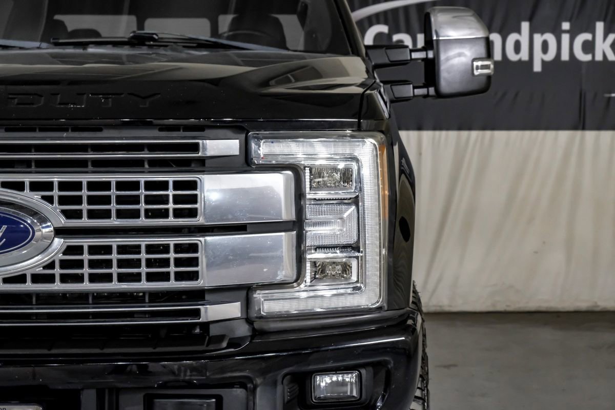 Used 2017 Ford F250 Platinum w/ FX4 Off-Road Package image 42