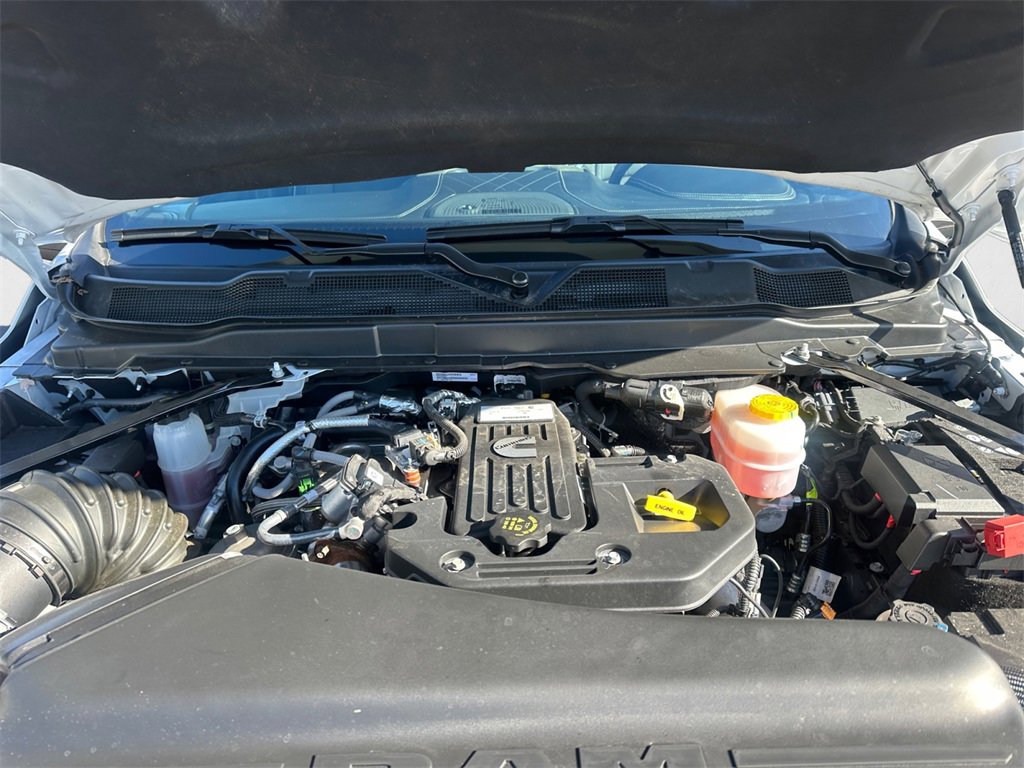 Certified 2025 RAM 2500 Limited w/ Towing Technology Group image 14